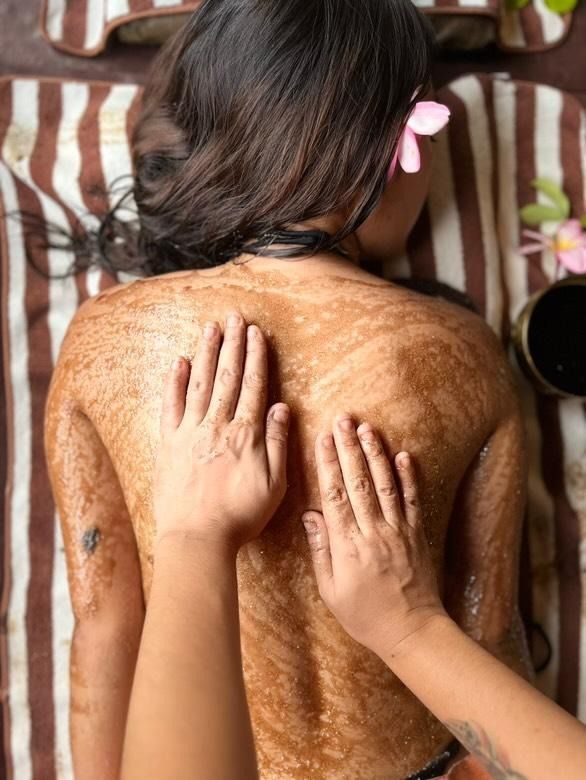 Программа 2 · Бассейн, джакузи, скраб нони и массаж – Poseidon Spa Boracay